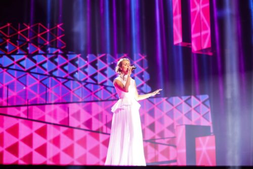 Beautiful in White | © eurovision.tv / Thomas Hanses