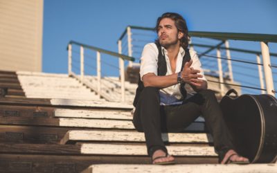 Waylon decides: “Outlaw In ‘Em” to Lisbon!